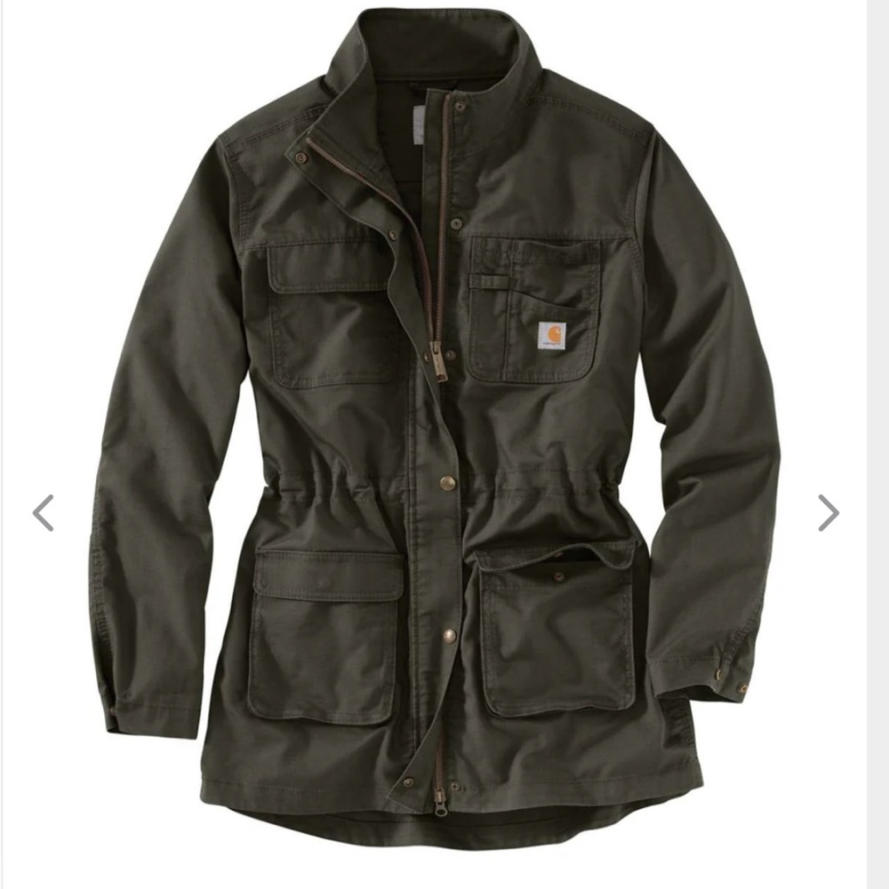 Carhartt Women’s Smithville stain breaker jacket
Size 12-14 / army green/olive